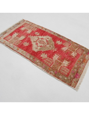 Vintage Red Mini Turkish Rug - 1`9" x 3`4"