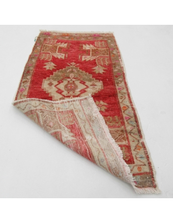 Vintage Red Mini Turkish Rug - 1`9" x 3`4"