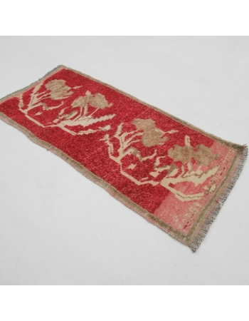 Mini Vintage Red Rug  - 1`10" x 3`10"