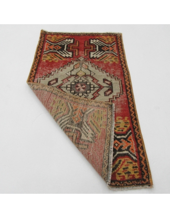 Turkish Decorative Mini Rug - 1`6" x 2`10"