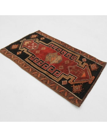 Turkish Decorative Mini Rug - 1`9" x 2`10"