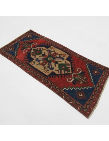 Mini Vintage Turkish Rug - 1`9" x 3`7"