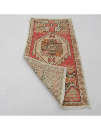 Mini Vintage Turkish Rug - 1`7" x 3`1"