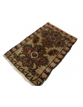 Mini Vintage Turkish Rug - 1`9" x 2`6"