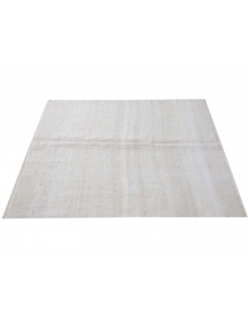 Vintage White Turkish Hemp Kilim Rug - 4`9