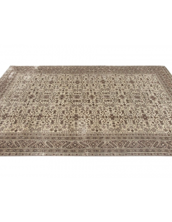 Neutral Vintage Turkish Kaisari Rug - 6`8